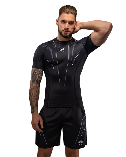 Venum Streamline Shortsleeve Rashguard – Black/White | Compression Fit – MMA & BJJ Performance Wear