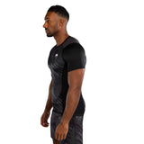 أكمام قصيرة سريعة الجفاف