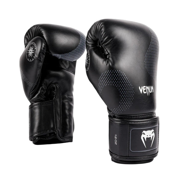 VENUM NEXUS BOXING GLOVES BLACK/SILVER