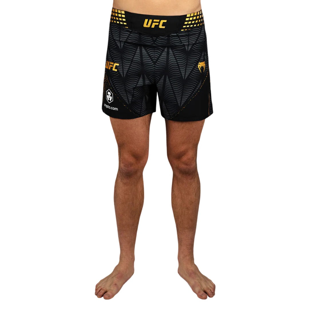 UFC ZENITH BY VENUM FIGHT NIGHT MENS FIGHTSHORTS FIT SHORT BLACK/GOLD