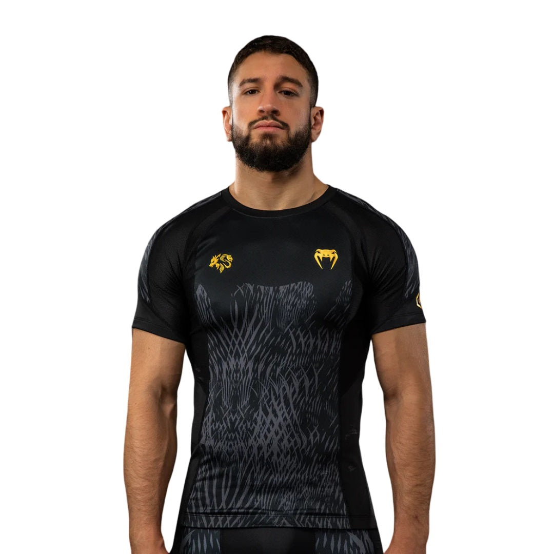 VENUM X CHIMAEV WILD BORZ SHORTSLEEVE RASHGUARD BLACK/GREY/GOLD