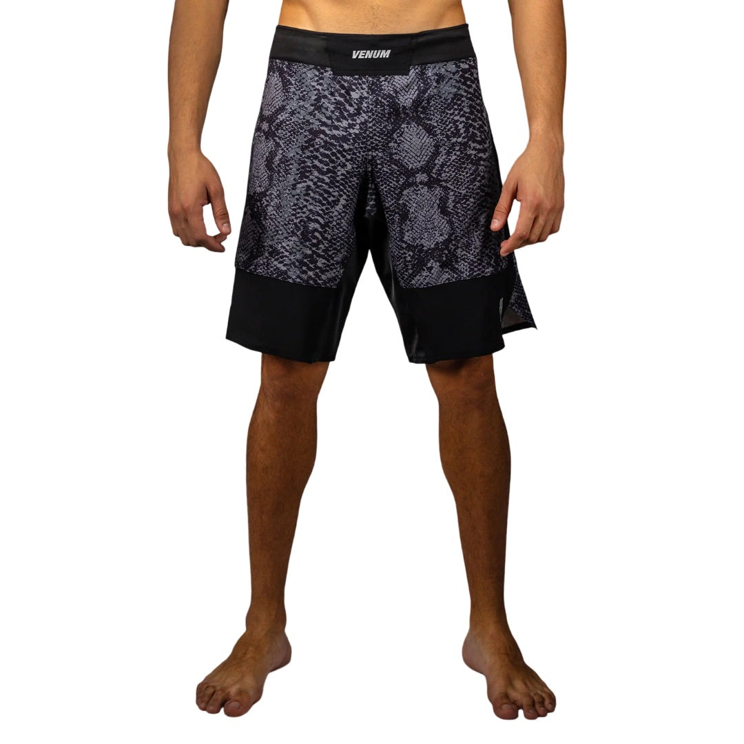 VENUM G-FIT SCALES FIGHTSHORTS BLACK/CHARCOAL GREY