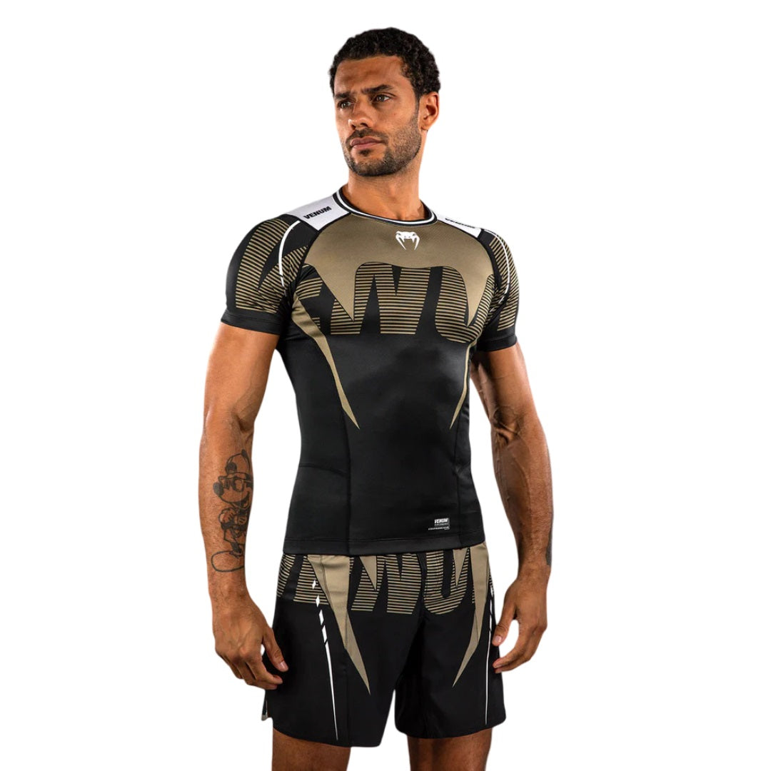 VENUM ADRENALINE SHORTSLEEVE RASHGUARD BLACK/SAND