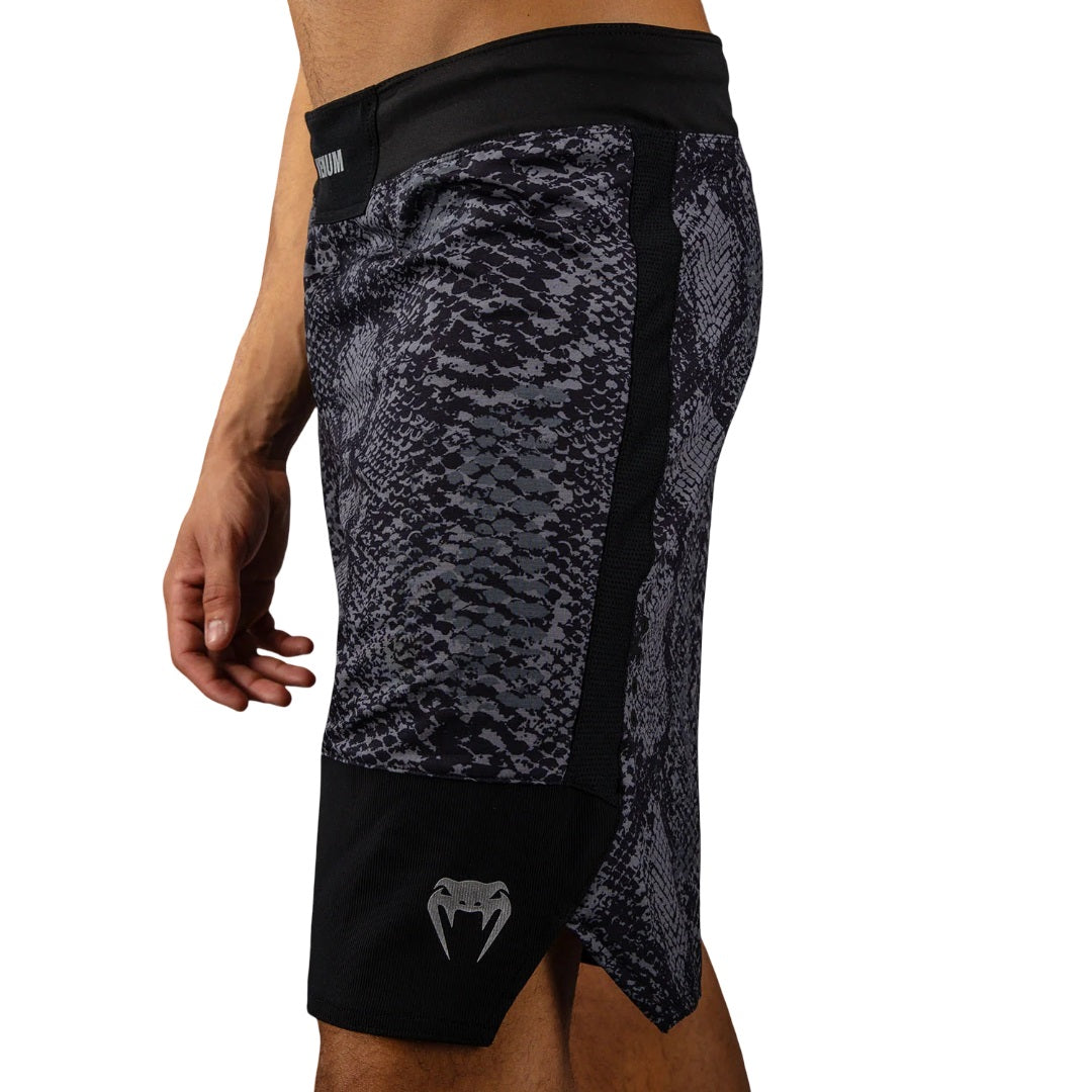 VENUM G-FIT SCALES FIGHTSHORTS BLACK/CHARCOAL GREY