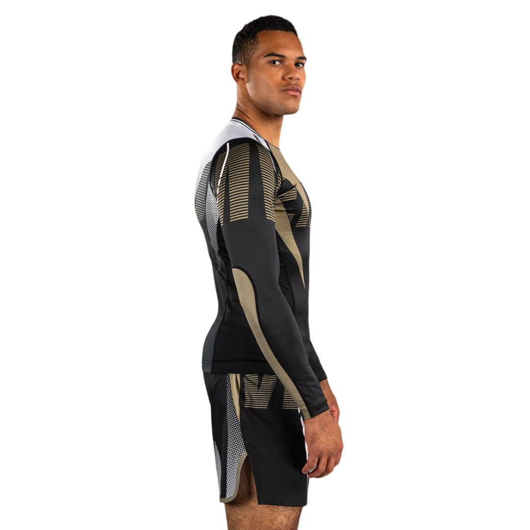 VENUM ADRENALINE LONGSLEEVE RASHGUARD BLACK/SAND