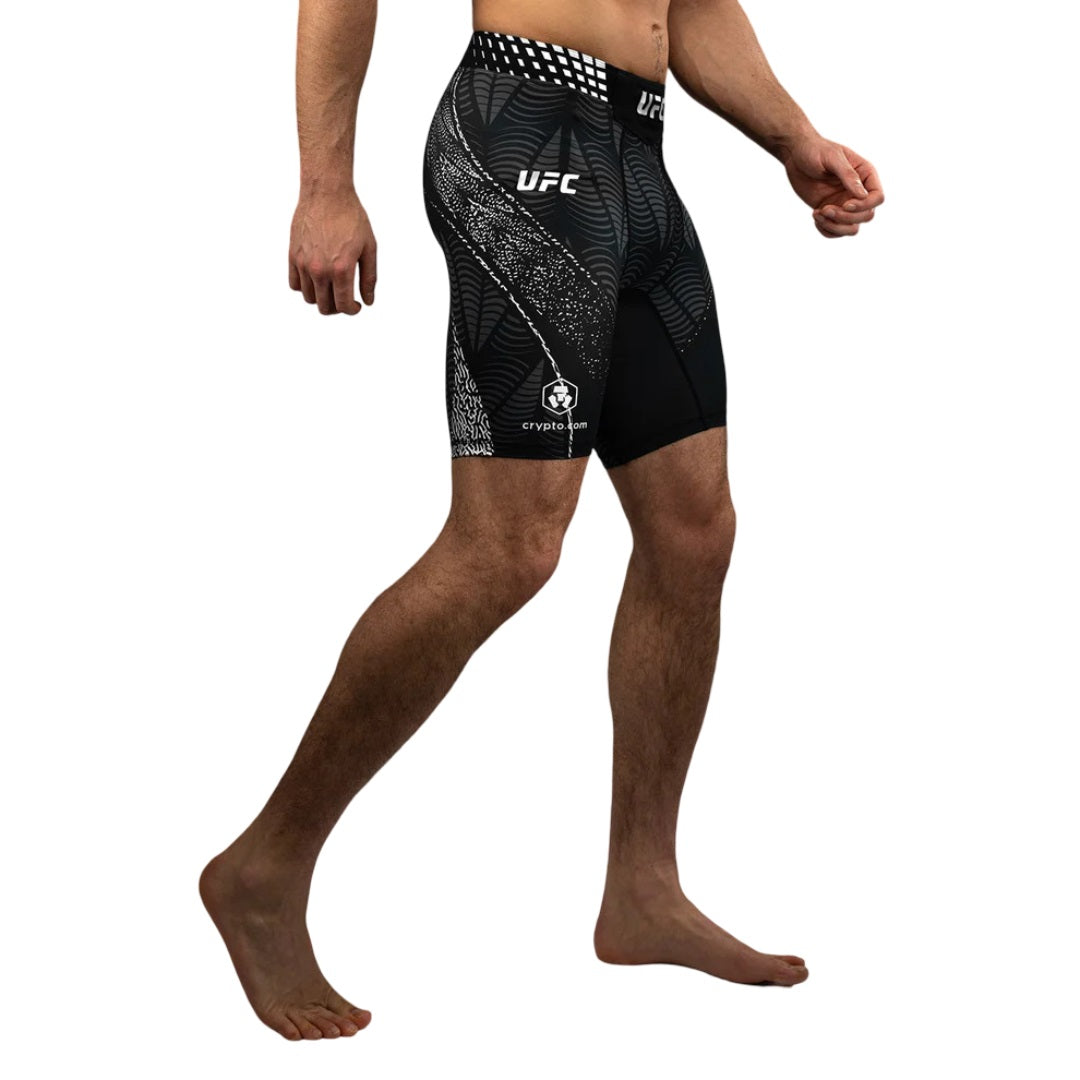 UFC ZENITH BY VENUM FIGHT NIGHT MENS VALE TUDO SHORTS BLACK/WHITE