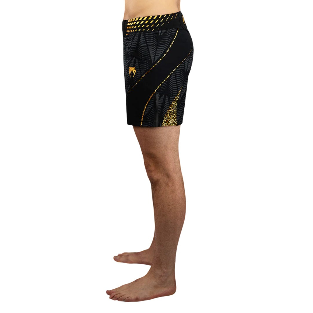 UFC ZENITH BY VENUM FIGHT NIGHT MENS FIGHTSHORTS FIT SHORT BLACK/GOLD