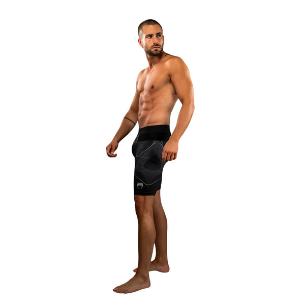 VENUM NEXUS VALE TUDO SHORTS BLACK/SILVER