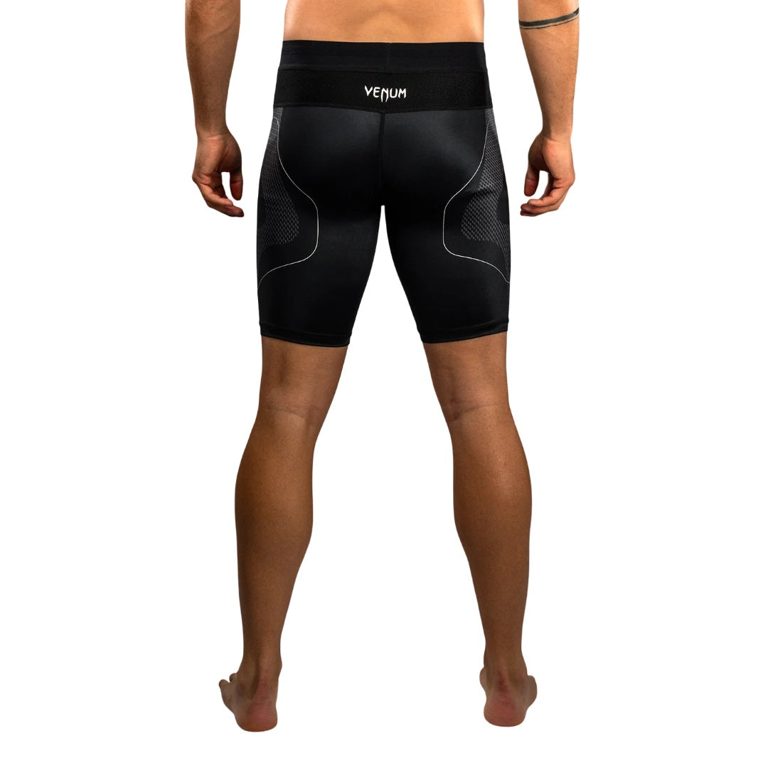 شورت VENUM NEXUS VALE TUDO أسود/فضي