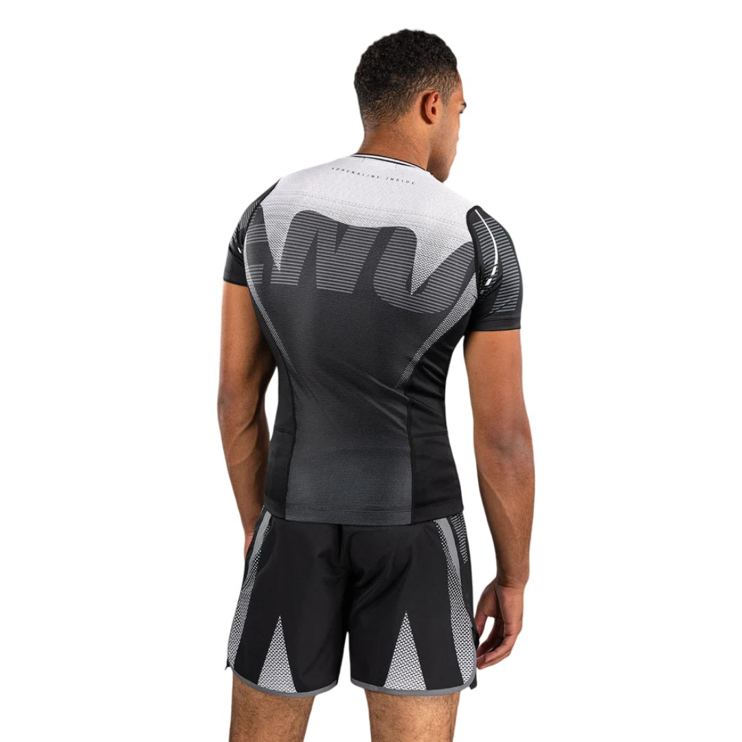 VENUM ADRENALINE SHORTSLEEVE RASHGUARD BLACK/SILVER GREY