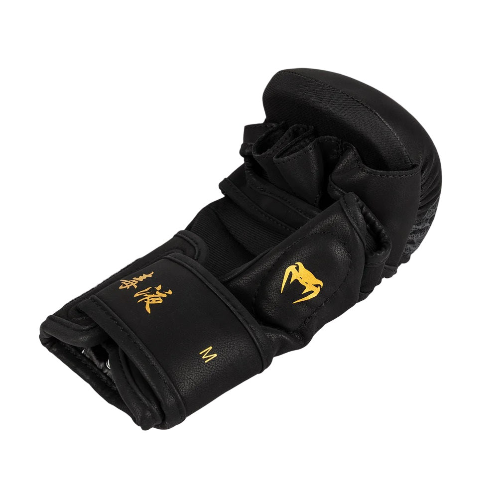 VENUM SERPENTI MMA SPARRING GLOVES BLACK/SILVER/GOLD
