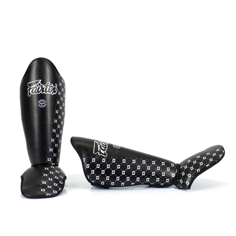 SP5 COMPETITION SHIN PADS BLACK LEFT SIDE