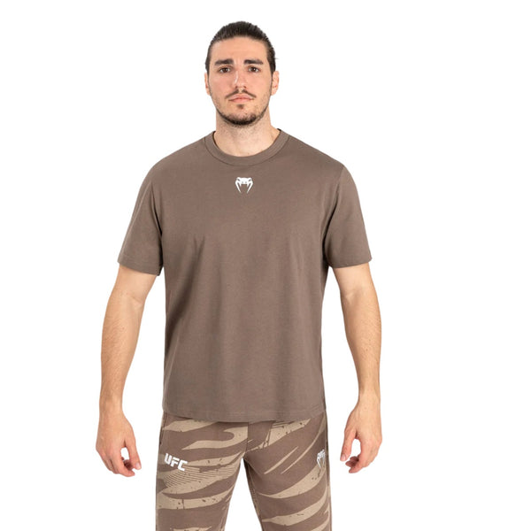 UFC ADRENALINE BY VENUM FIGHT WEEK MENS SHORT- SLEEVE T-SHIRT SAND FRONT SIDE
