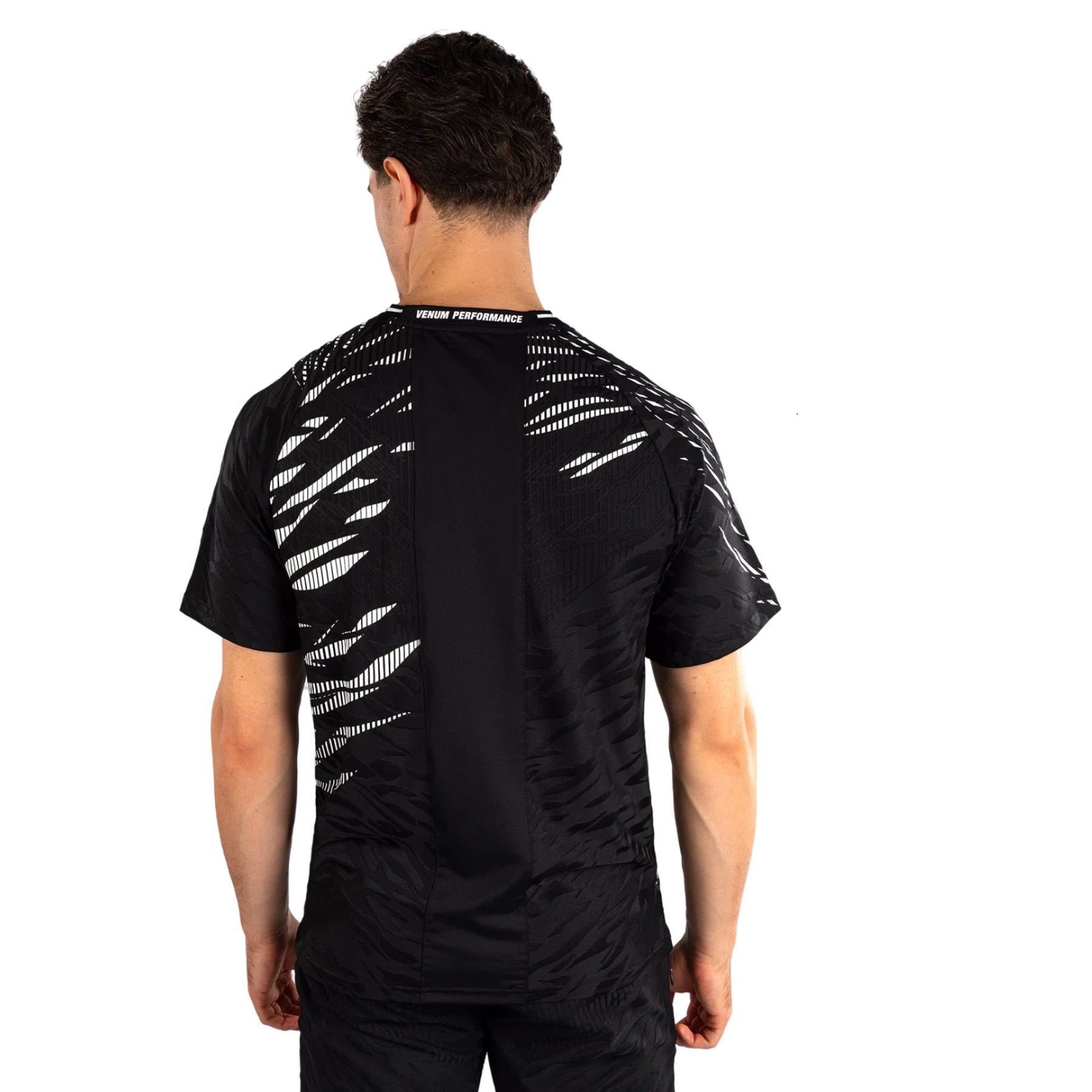 UFC FUSION BY VENUM AUTHENTIC FIGHT NIGHT DRY TECH BLACK BACK SIDE