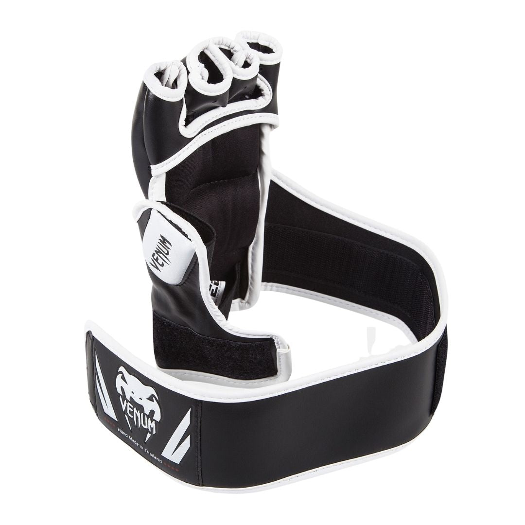 VENUM CHALLENGER MMA GLOVES SKINTEX BLACK RIGHT SIDE