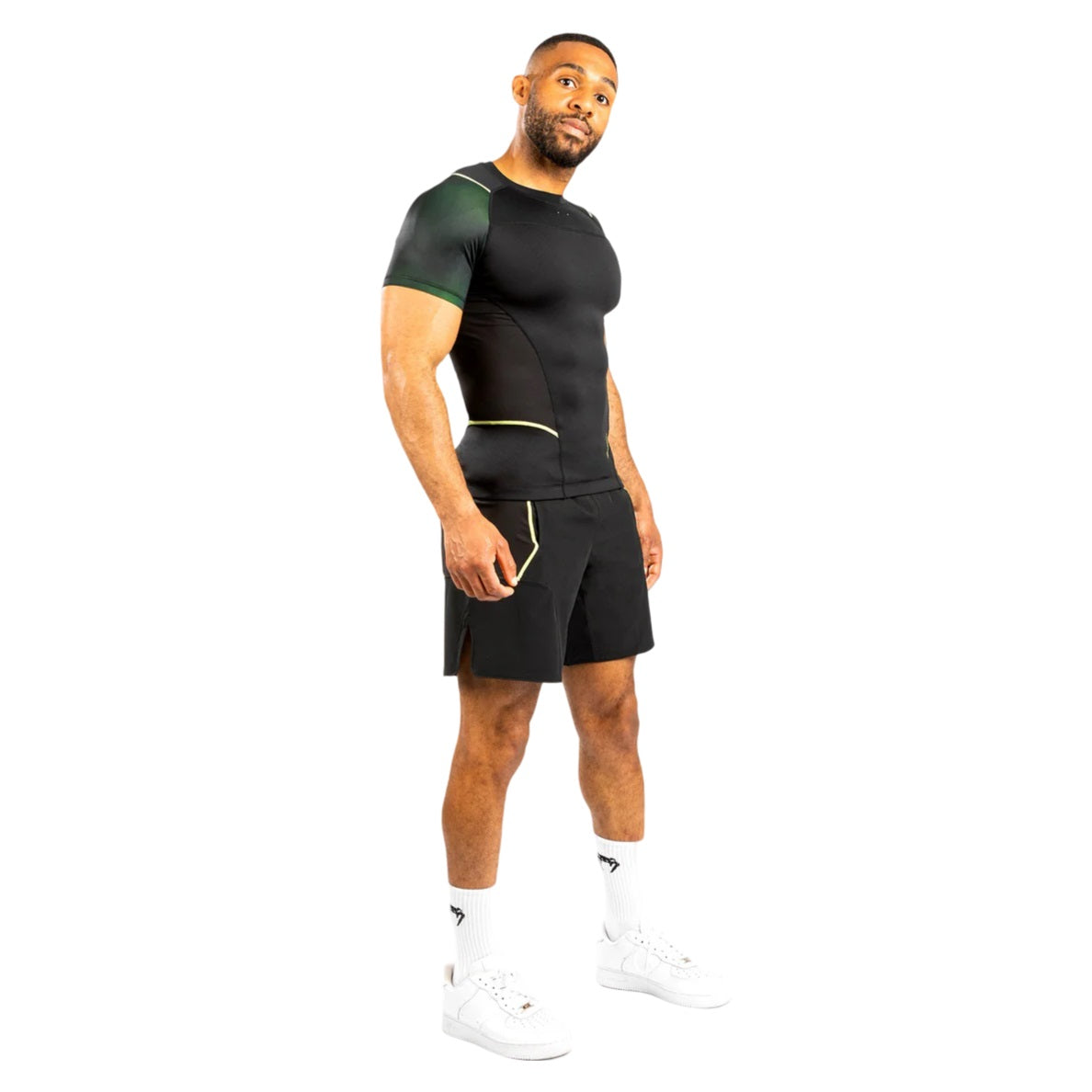 VENUM FUSION 2.0 RASHGUARDS SHORT SLEEVES BLACK YELLOW RIGHT SIDE
