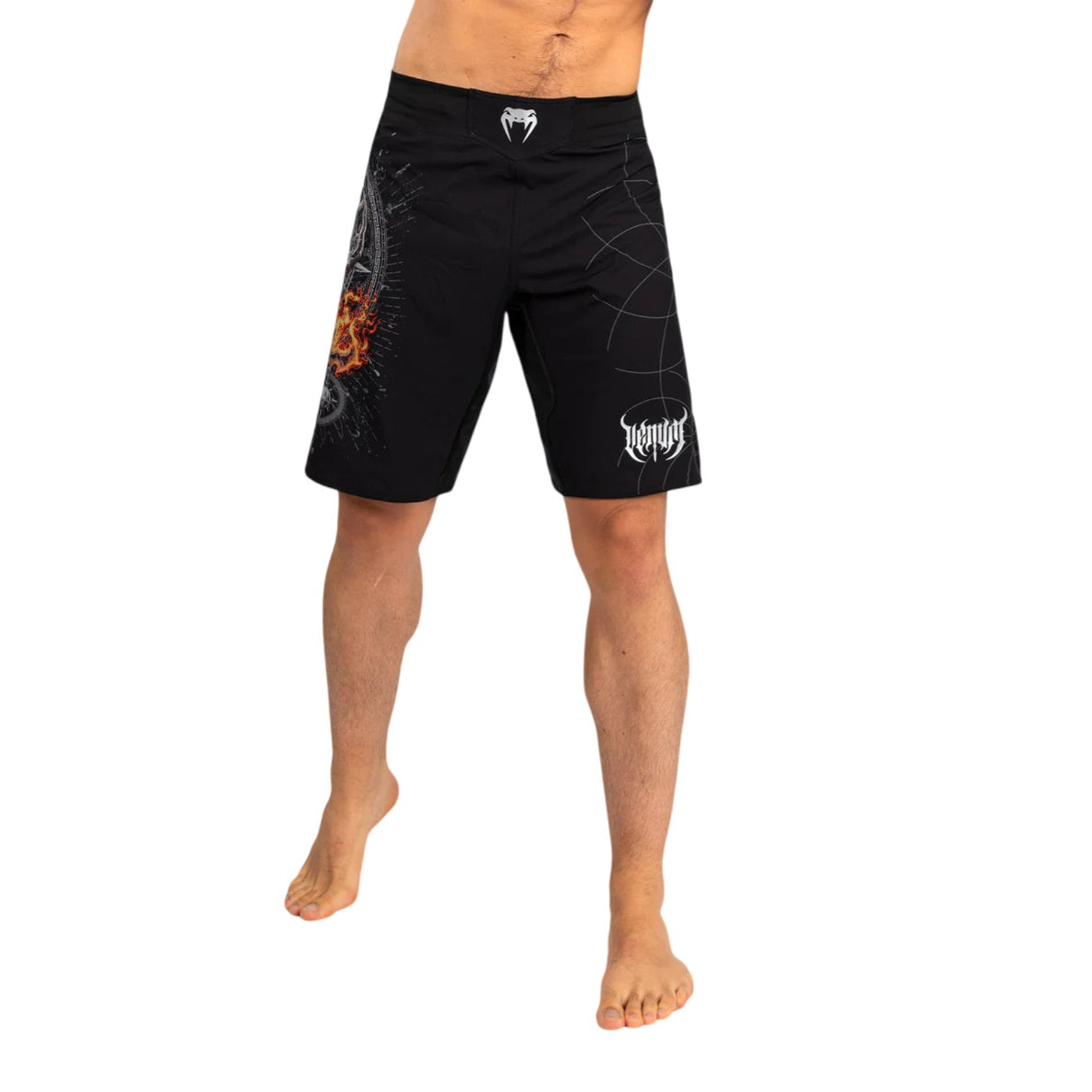 VENUM GLADIATOR 5.0 FIGHTSHORTS BLACK SILVER FRONT SIDE