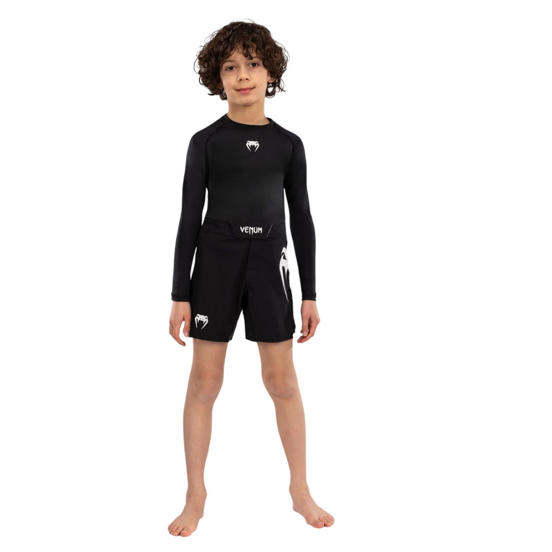 VENUM LIGHT KIDS FIGHTSHORTS BLACK FRONT SIDE