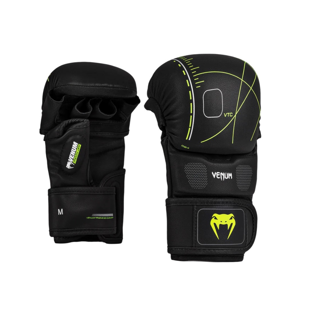 VENUM TRAINING CAMP 4.0 SPARRING GLOVES BLACK NEON GREEN FRONT SIDE