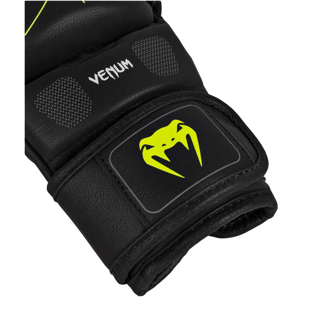 VENUM TRAINING CAMP 4.0 SPARRING GLOVES BLACK NEON GREEN RIGHT SIDE