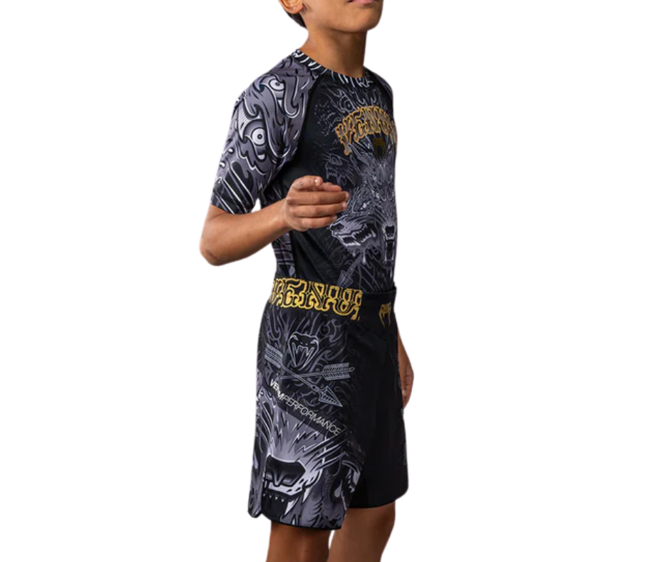 Venum Kids Wolf Atak Short Sleeve Rashguard Black/Grey | MMA & Jiu‑Jitsu Rashguard