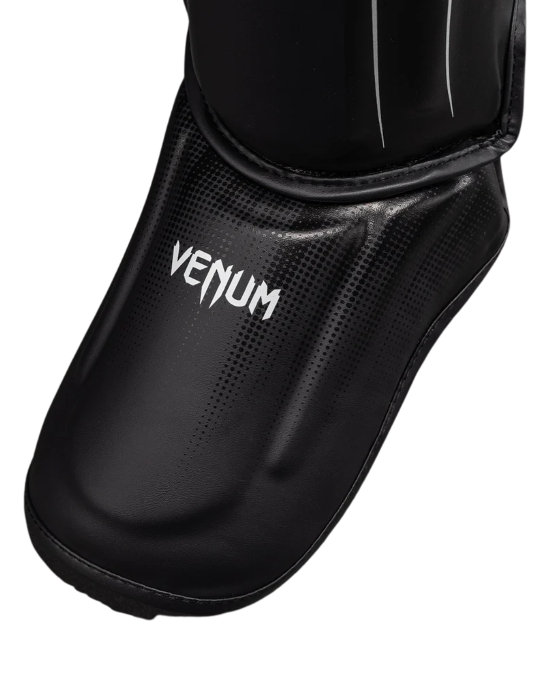 Venum Stealth Shinguards – Black/White | Multi‑Density Protection – Kickboxing & Muay Thai