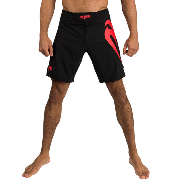 VENUM LIGHT 5.0 FIGHT SHORTS