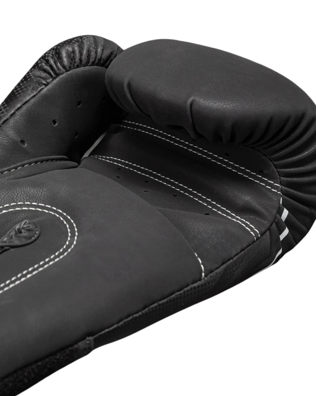 Venum Stealth Boxing Gloves – Black/White | Skintex Leather – Multi‑Density Foam – Training & Sparring