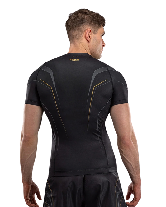 Venum Streamline Shortsleeve Rashguard – Black/Gold | Compression Fit – MMA & BJJ Performance Wear