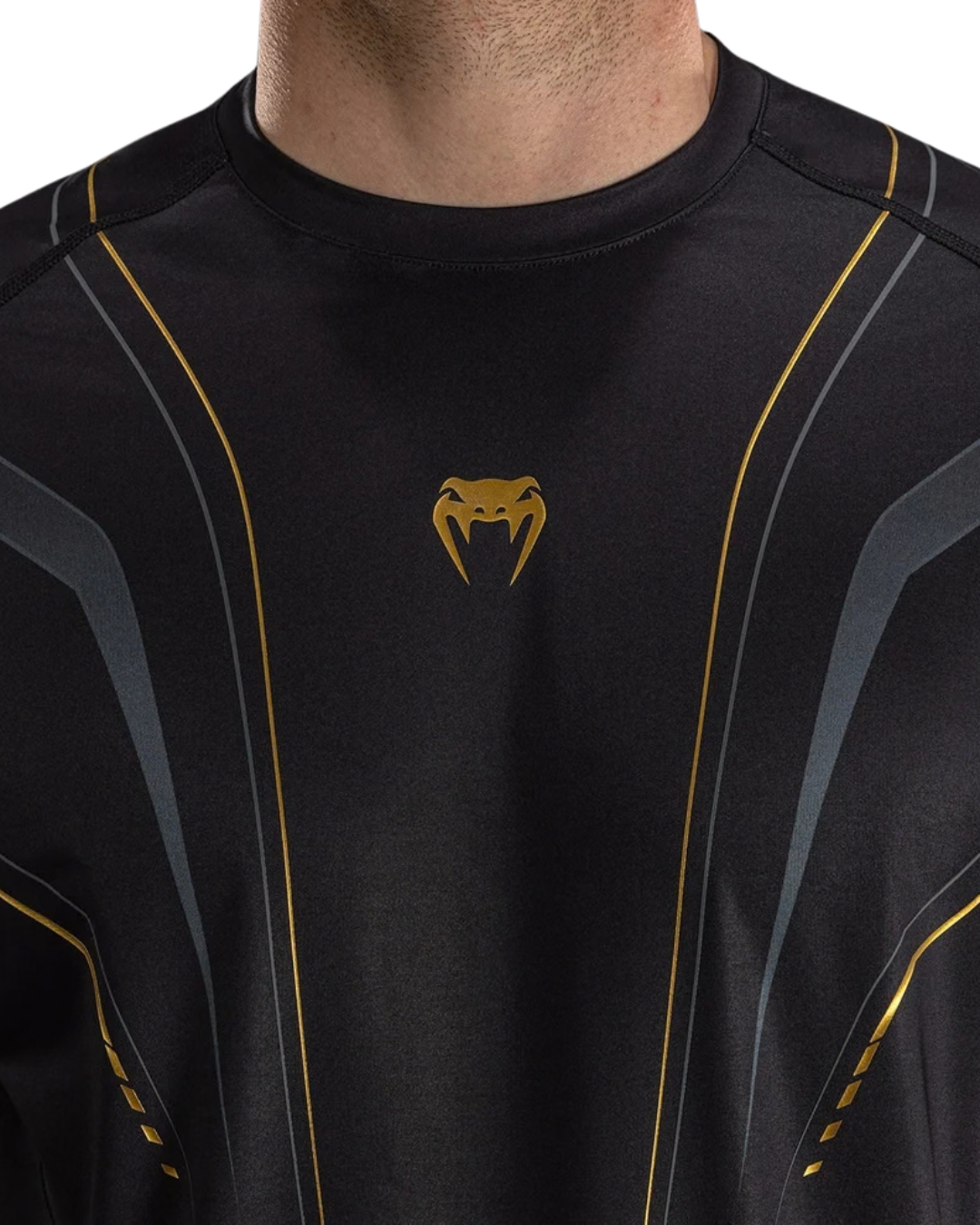 Venum Streamline Dry Tech – Black/Gold | Moisture‑Wicking Performance – Athletic Fit
