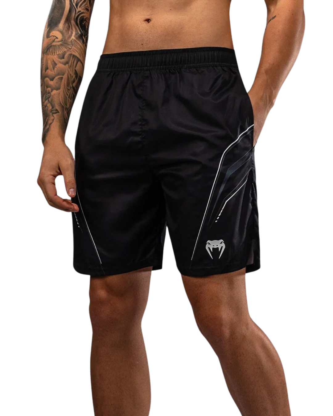 Venum Streamline Training Shorts – Black/White | Lightweight Mobility – MMA & Kickboxing Performance
