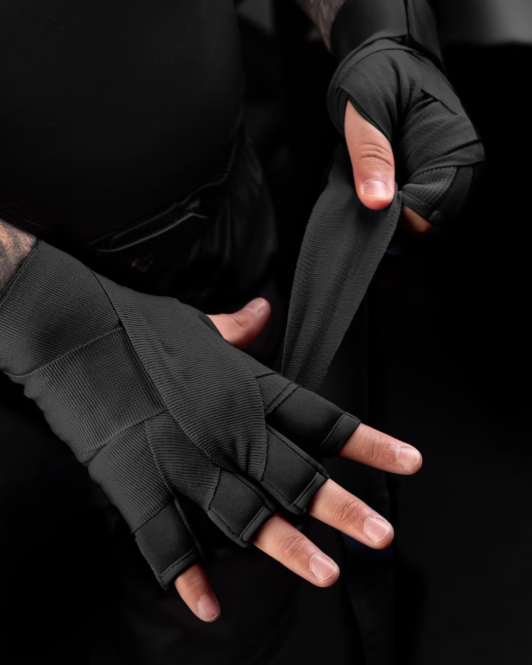 AYABUSA Knuckle Guard Handwraps – Black | Gel-Foam Knuckle Prote
