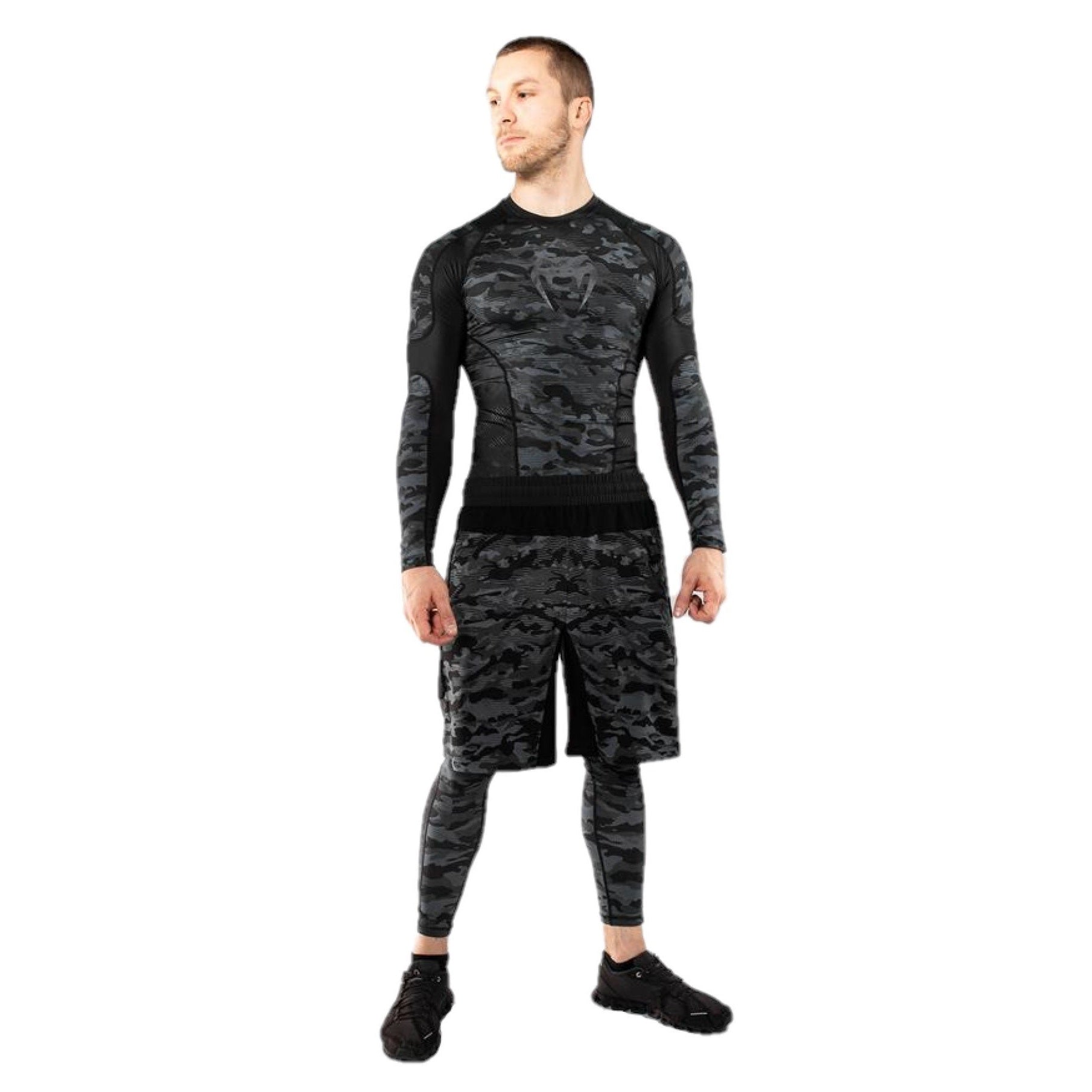 DEFENDER SPATS DARK CAMO LEFT SIDE